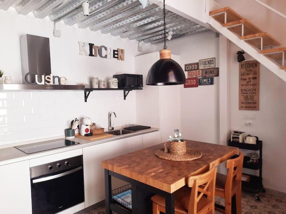 Apartamento Loft céntrico con patio Bodega San Javier Jerez de la Frontera Exterior foto